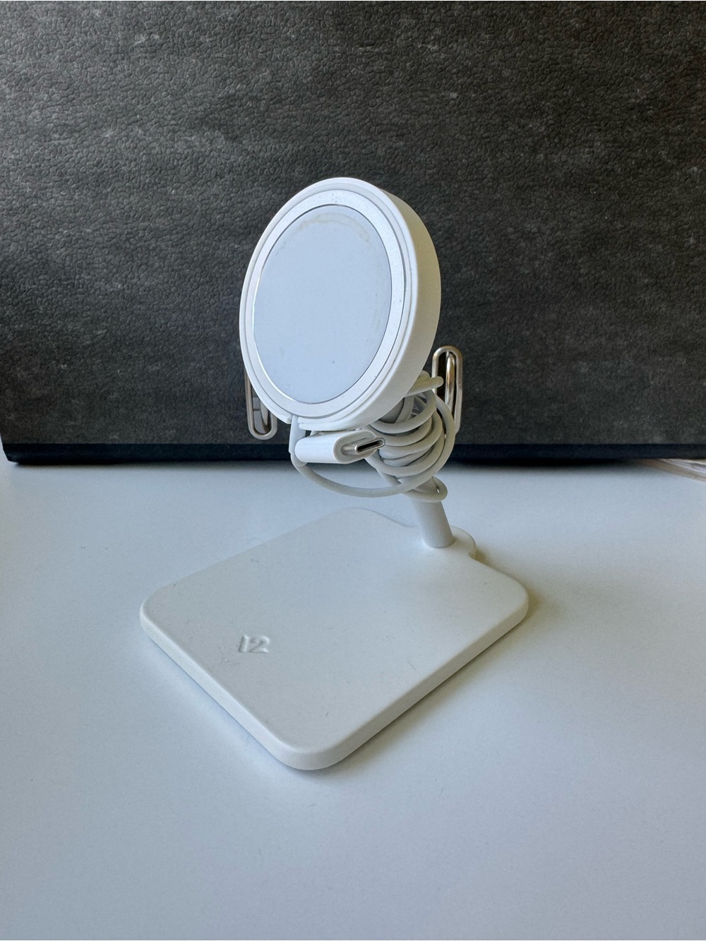 Twelve South Forté for IPhone 12 and newer wireless charging stand